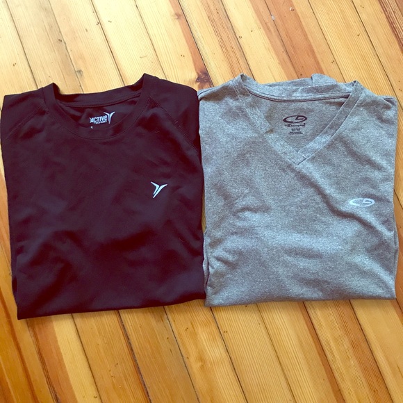 2 Men's activewear Short Sleeve Tops - Picture 1 of 5